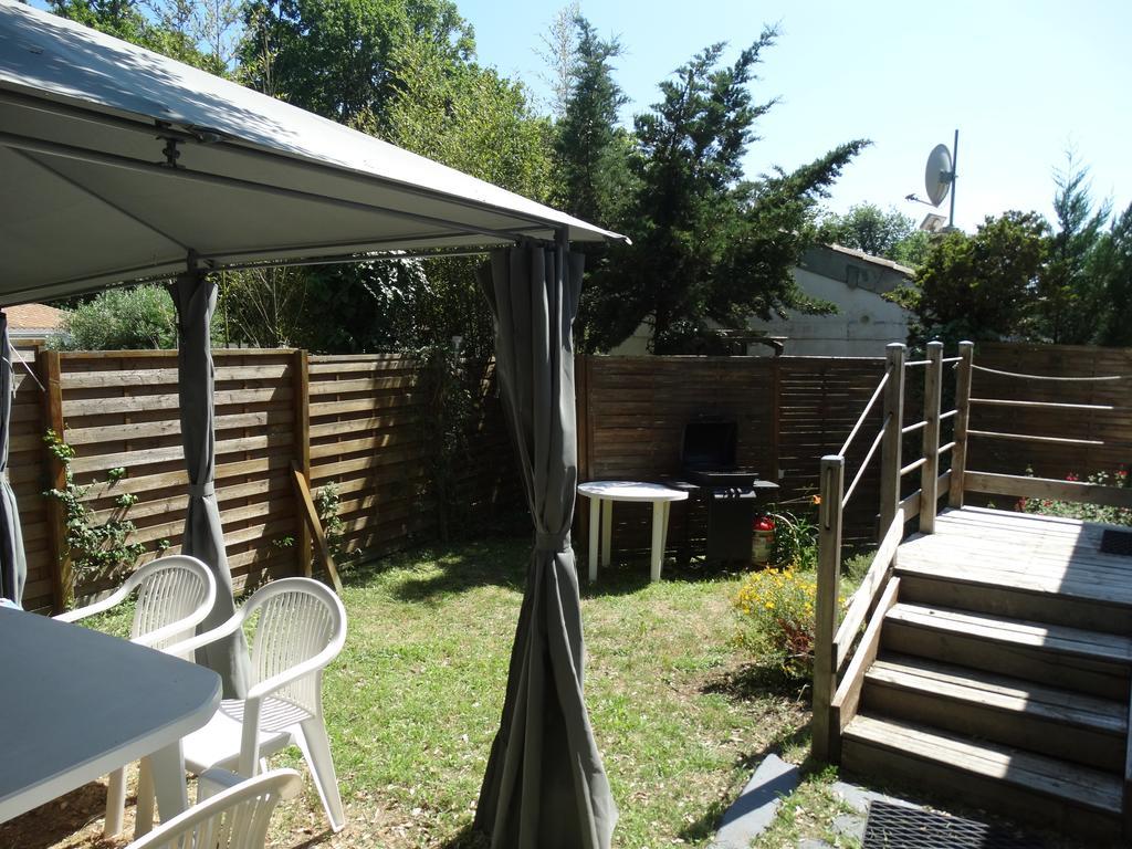 Residence Fleur Des Pins - Gites & Chambres D'Hotes Saint-Georges-d'Oleron Exterior foto